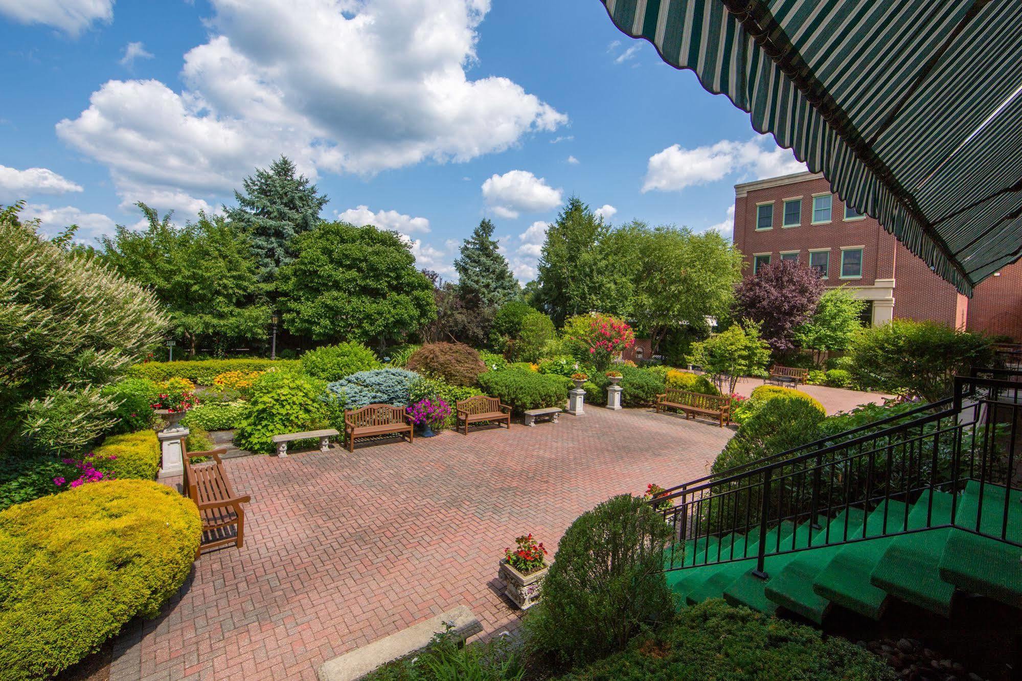 The Radnor Hotel
